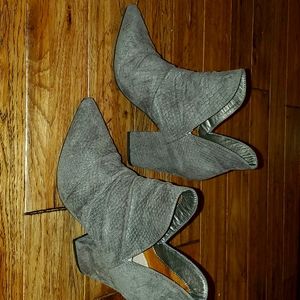 Great booties!!